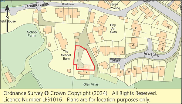 Lot: 141 - SEMI-DETACHED HOUSE WITH GARDENS AND PARKING FOR UPDATING -